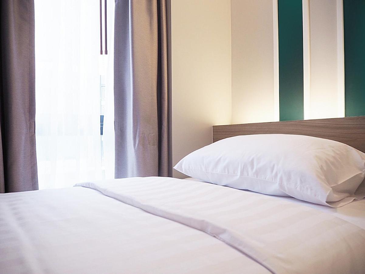Darley Hotel Chiangmai Чиангмай Экстерьер фото